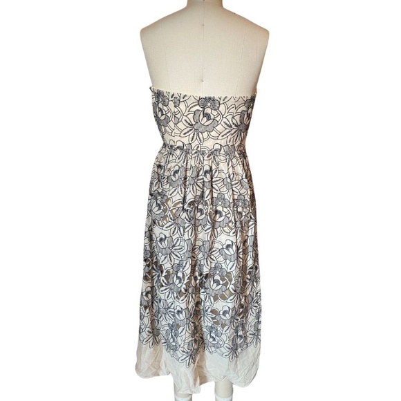 Tibi Cream and Black Strapless Floral Embroidered Midi Dress SZ 2 - Picture 4 of 7